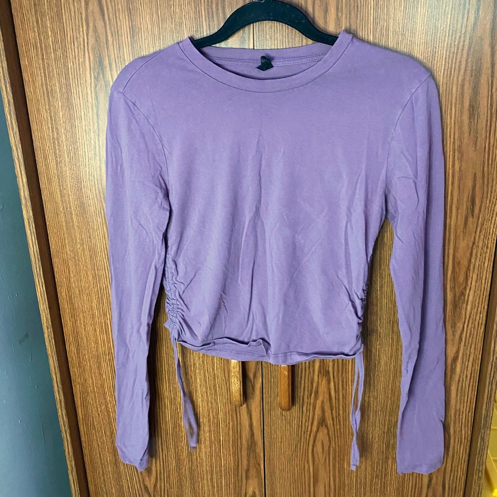 Urban Outfitters Ruched Side Top Womens Large Purple Long Sleeve Cinched Tee